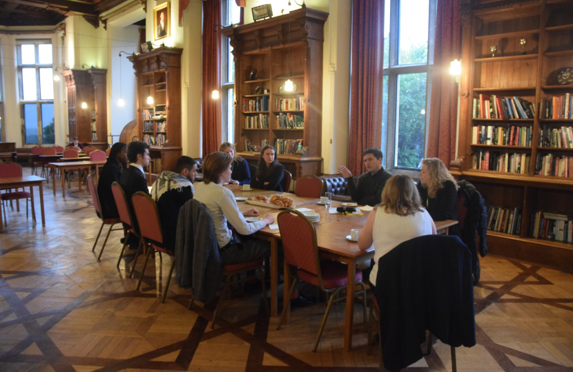 Huw in conversation with 6th form students